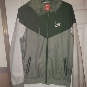 Mens Nike Windbreaker